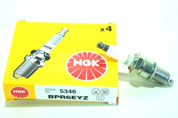 Jogo Vela Ngk BPR6EYZ